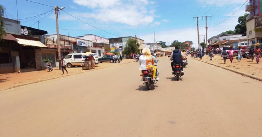 Beni, une ville sans société de transport en commun outre des motos, la grève des taximen pénalise